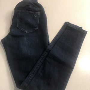 Jessica Simpson maternity jeans